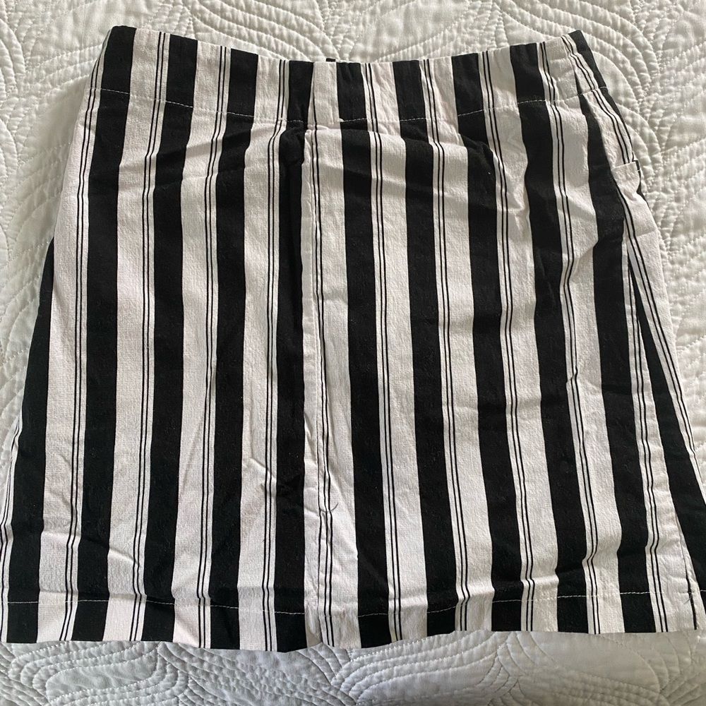 Miss Love Black and White Striped Skirt